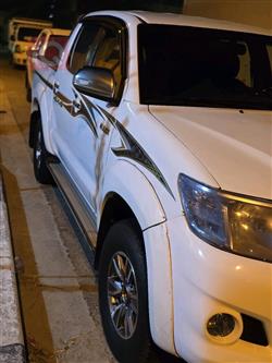 تويوتا هايلوكس